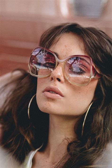 70s oversized glasses